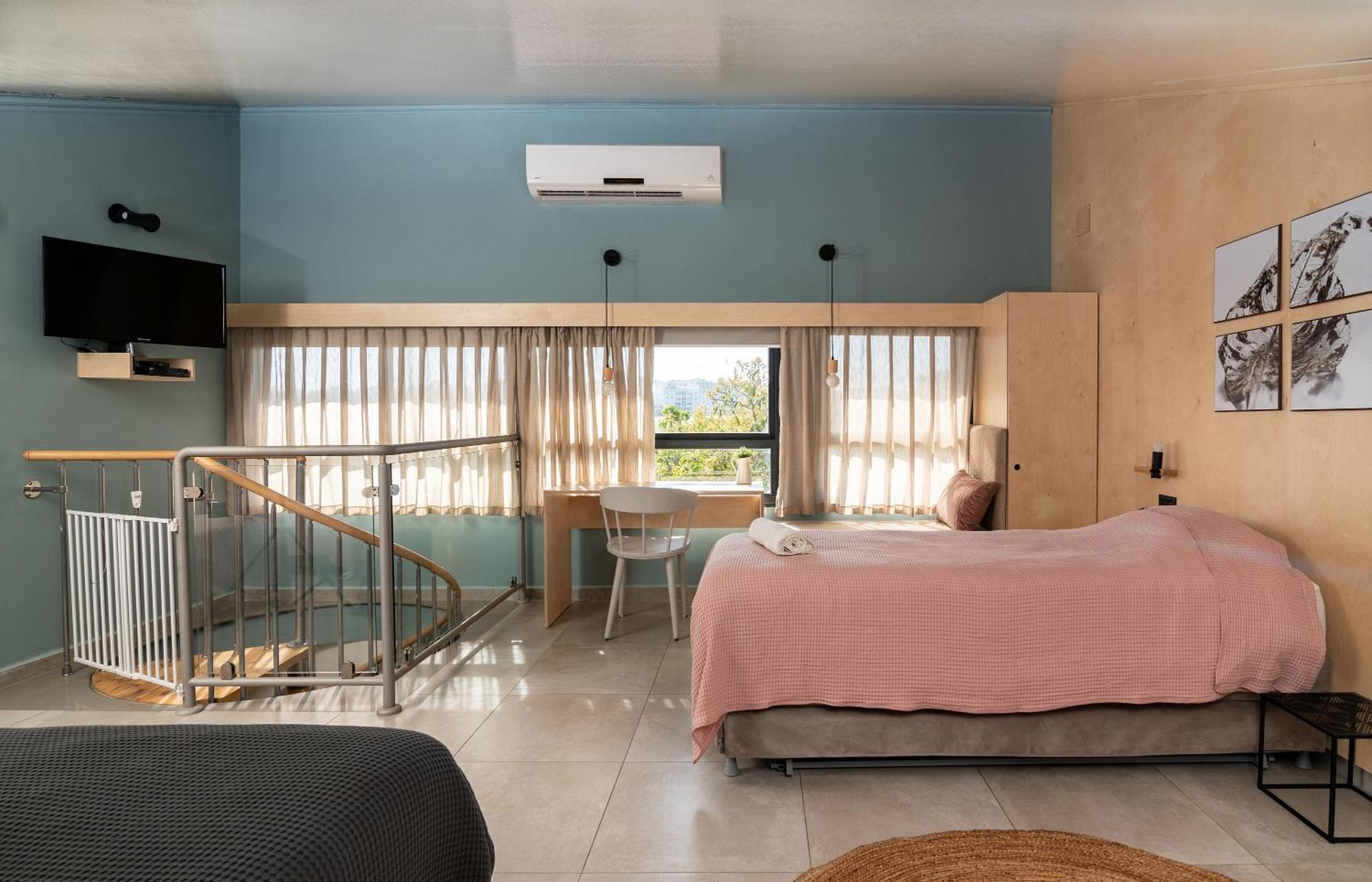 Bar-On Vacation Resort - Nature, Culture, Tours & Tastes Near Nahariyya - בר-און ריזורט, בתי מפונים , טבע, תרבות, סיורים וקולינריה Ben 'Ammi Szoba fotó